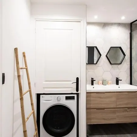 C15 - 2 Bdr Historic Old 5 Min Sea - Ac & Wifi * 戛纳