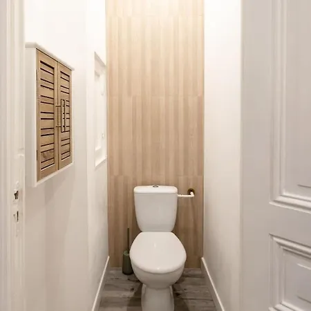 C15 Staywizus - 2 Bdr Historic Old 5 Min Sea - Ac & Wifi Apartament